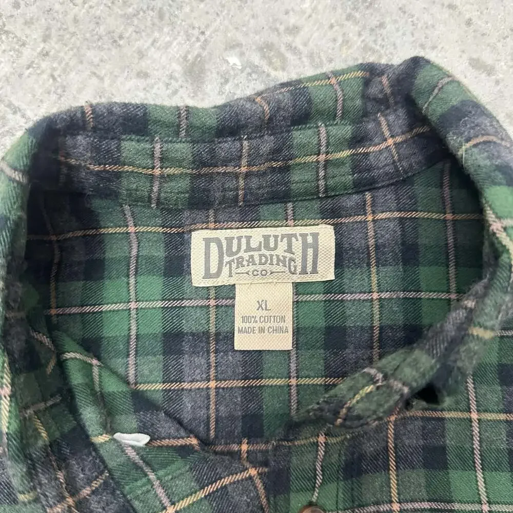 Duluth Trading Co Plaid Button Down Flannel Shirt - XL